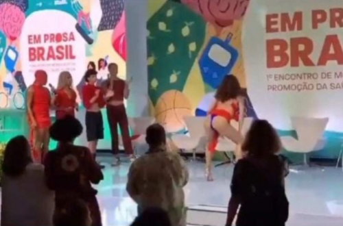 Ministra da Saúde exonera diretor responsável por evento dança