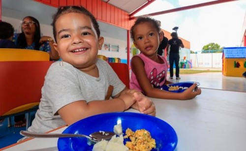 [Alagoas é o estado com menor índice de desnutrição infantil do Nordeste e o 9º do Brasil]