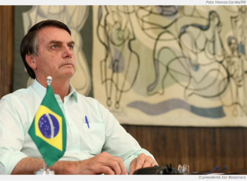 [Bolsonaro assina MPs que permitem às empresas reduzir jornada e salário e adiar pagamento do FGTS]