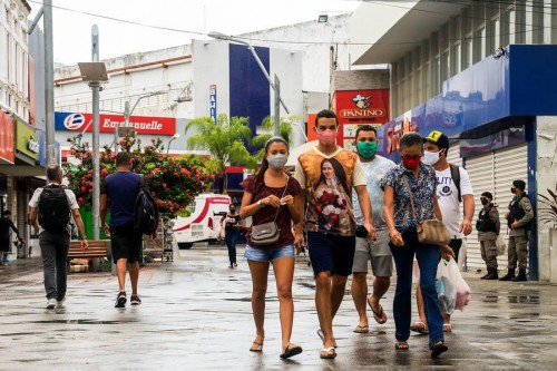 [Deputados aprovam parecer sobre projeto que obriga uso de máscara em Alagoas]