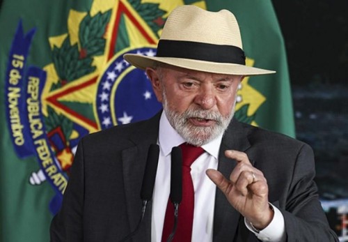 [Governo mantém sigilo de pesquisas encomendadas sob Lula e vai liberar as de Bolsonaro]