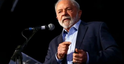 [Lula critica prefeitos que optam por escola particular, mas filhos do presidente estudaram em colégio privado]